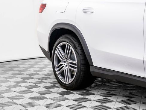 New 2025 Mercedes-Benz GLS 450 GLS 450 image 33