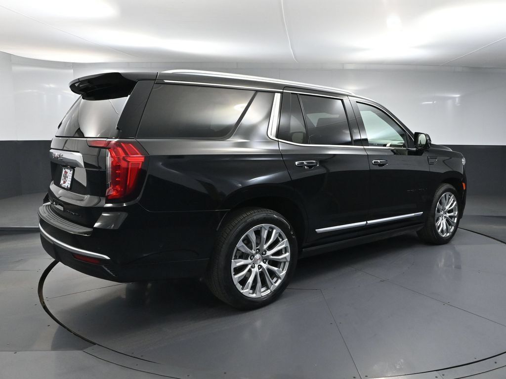 Used 2024 GMC Yukon Denali w/ Denali Reserve Package AWD/4WD image 4