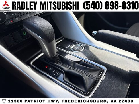 Used 2022 Mitsubishi Eclipse Cross ES AWD/4WD image 11