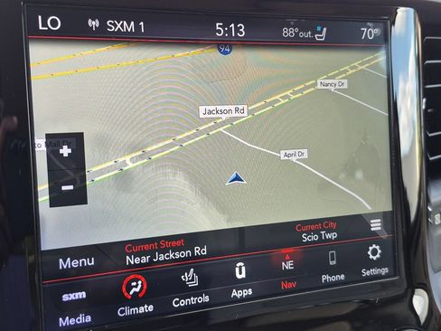 Used 2019 RAM 1500 Laramie AWD/4WD image 22