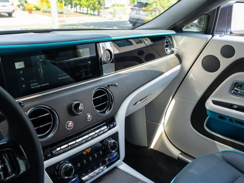 Certified 2024 Rolls-Royce Spectre w/ Spectre Launch Package AWD/4WD image 41