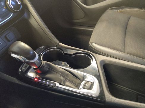 Used 2020 Buick Encore GX Preferred FWD image 26