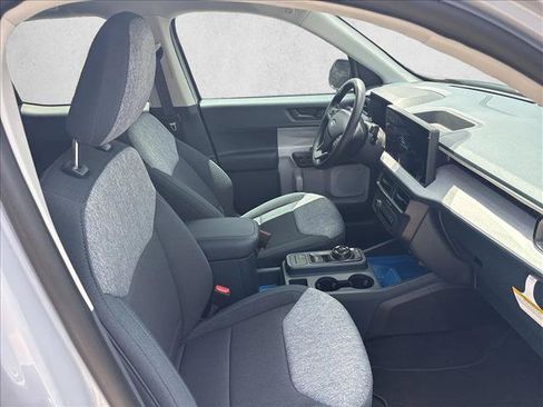 New 2026 Ford Maverick XLT FWD image 19