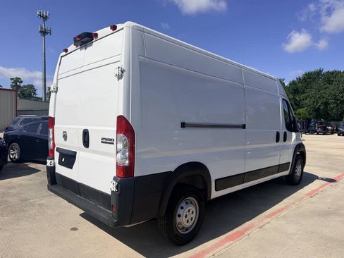 Used 2023 RAM ProMaster 2500 FWD image 4