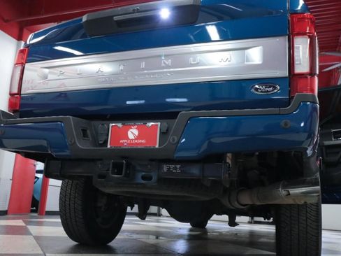 Used 2022 Ford F250 Platinum w/ FX4 Off-Road Package image 31