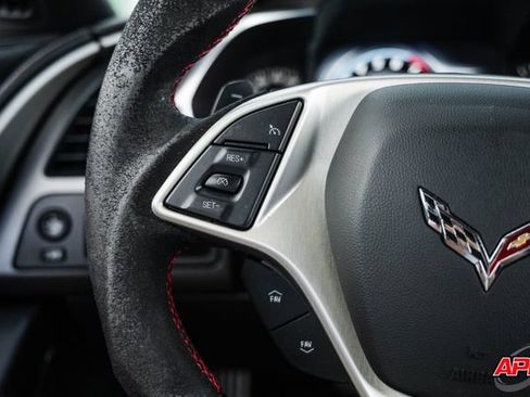 Used 2019 Chevrolet Corvette Stingray Coupe w/ Carbon Flash Badge Package RWD image 67