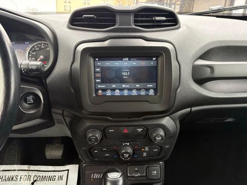 Used 2020 Jeep Renegade Trailhawk w/ Cold Weather Group AWD/4WD image 12