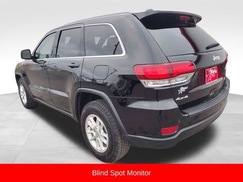 Used 2020 Jeep Grand Cherokee Laredo image 5
