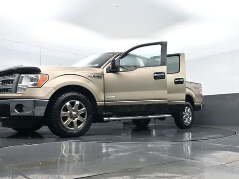 Used 2014 Ford F150 XLT w/ Equipment Group 302A Luxury image 30