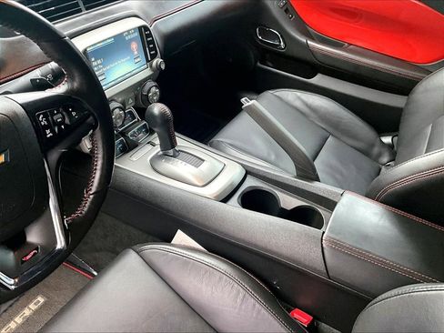 Certified 2013 Chevrolet Camaro SS w/ Hot Wheels Special Edition image 19