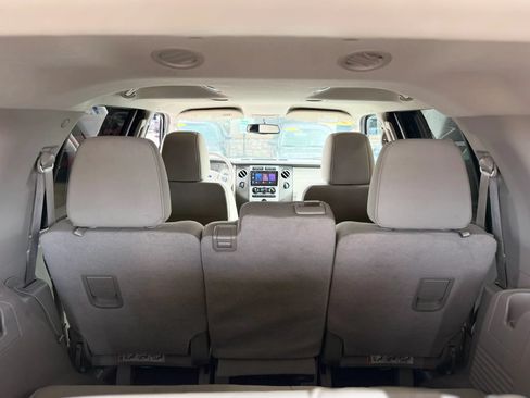 Used 2012 Ford Expedition XLT w/ HD Trailer Tow Pkg AWD/4WD image 7