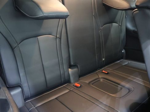 Used 2023 INFINITI QX60 Sensory w/ Cargo Package AWD/4WD image 13