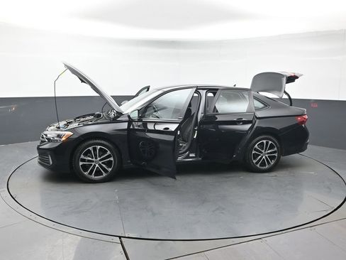 Used 2023 Volkswagen Jetta Sport image 42