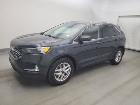Used 2023 Ford Edge SEL w/ Convenience Package AWD/4WD image 2