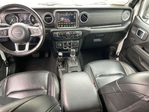 New 2023 Jeep Wrangler Unlimited Sahara w/ Cold Weather Group AWD/4WD image 16