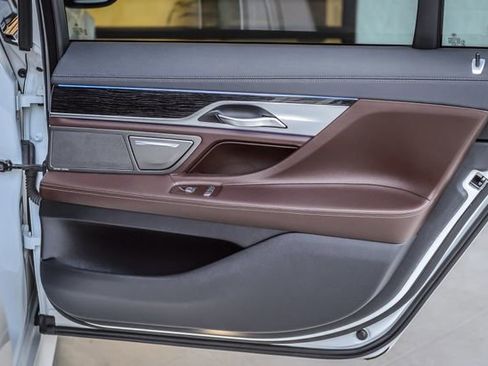 Used 2020 BMW 740i w/ M Sport Package image 49