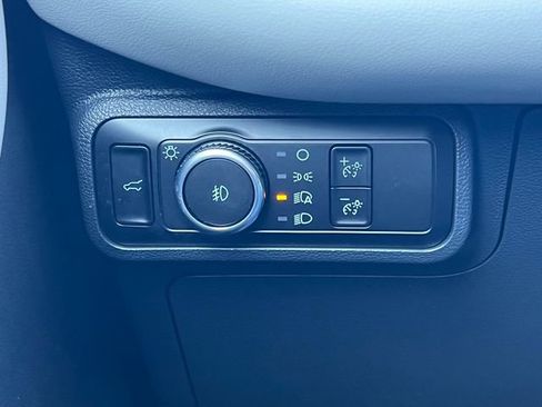 Used 2026 Ford Explorer Active w/ Active Comfort Package image 25