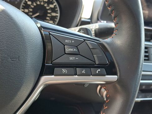 Certified 2023 Nissan Altima 2.5 SR w/ SR Premium Package FWD image 25