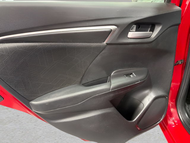 Used 2015 Honda Fit image 29
