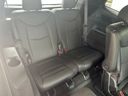 Certified 2024 Cadillac XT6 Sport w/ LPO, Floor Liner Package AWD/4WD image 37
