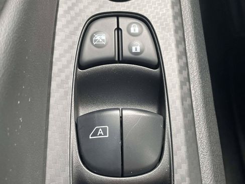 Used 2022 Nissan Altima 2.5 SV FWD image 24