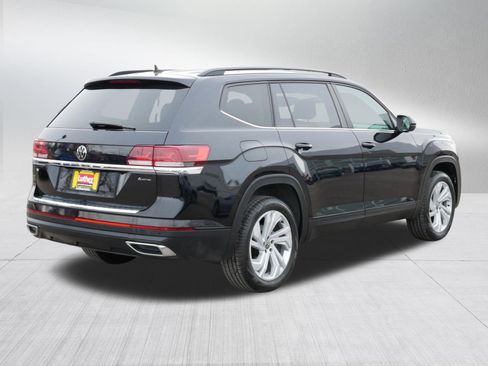 Certified 2023 Volkswagen Atlas SE image 7