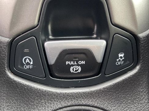 Used 2021 Jeep Compass Latitude image 19