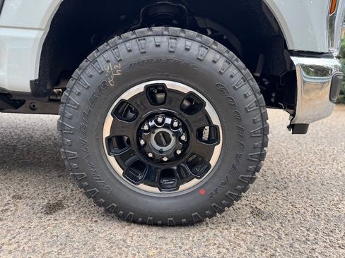 New 2026 Ford F250 Lariat image 11