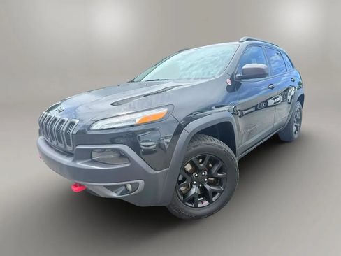 Used 2014 Jeep Cherokee Trailhawk w/ Leather Interior Group AWD/4WD image 1