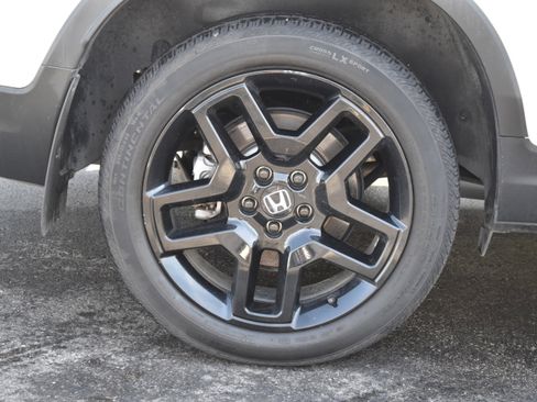 Used 2024 Honda Passport Black Edition image 42