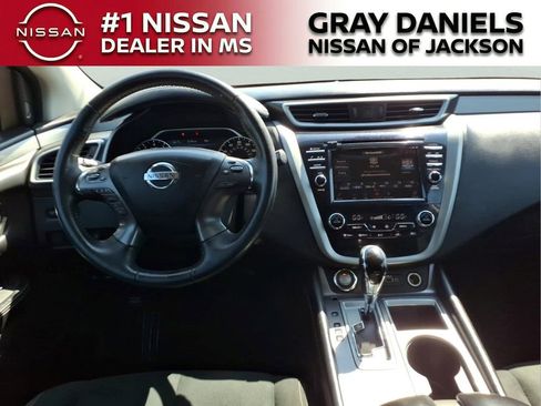 Used 2020 Nissan Murano SV FWD image 9