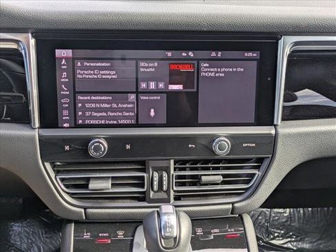 Used 2025 Porsche Macan Turbo image 16