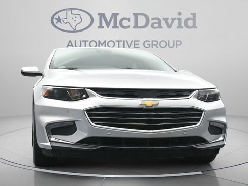 Used 2016 Chevrolet Malibu Premier w/ Driver Confidence Package II FWD image 25