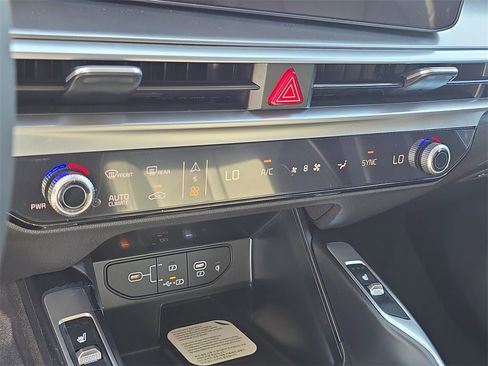 New 2026 Kia Sorento S image 27