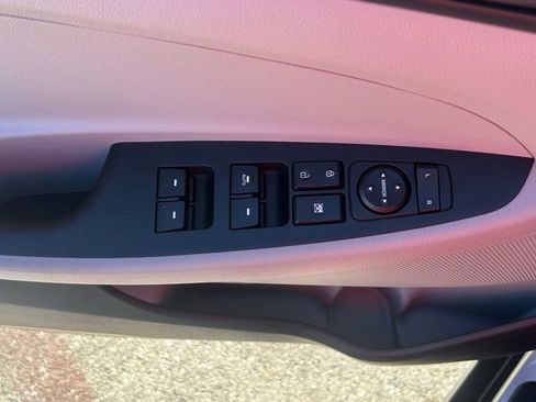 Used 2017 Hyundai Tucson SE image 25