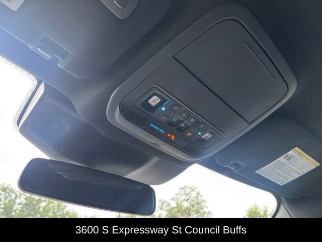 Used 2020 Ford Explorer Platinum w/ Premium Technology Package AWD/4WD image 40