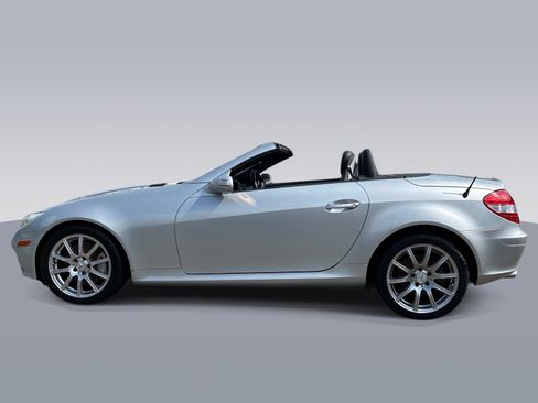 Used 2007 Mercedes-Benz SLK 350 image 4