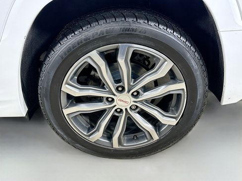 Used 2019 GMC Terrain Denali w/ Driver Alert Package II AWD/4WD image 40