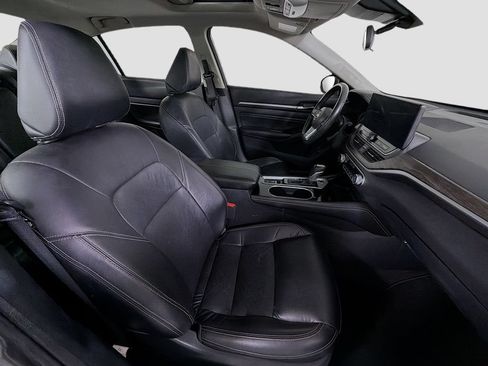 Used 2023 Nissan Altima 2.5 SL FWD image 33