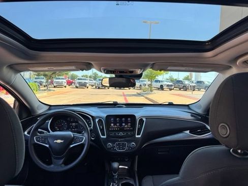 Used 2024 Chevrolet Malibu LT FWD image 10