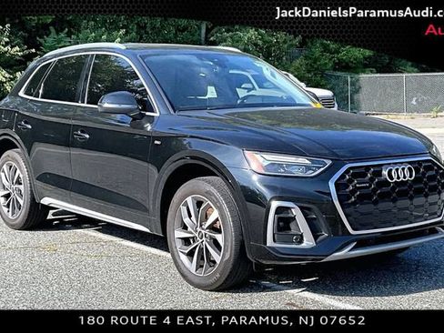 Used 2023 Audi Q5 2.0T Premium w/ Convenience Package AWD/4WD image 9
