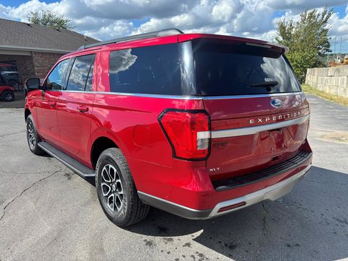 Used 2022 Ford Expedition Max XLT image 5