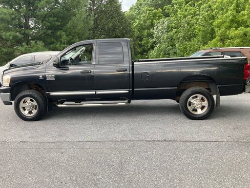 Used 2007 Dodge Ram 2500 Truck SLT image 8