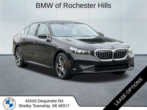 Used 2026 BMW 530i xDrive AWD/4WD image 1