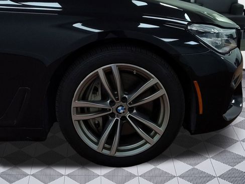 Used 2017 BMW 750i xDrive 750i xDrive image 11