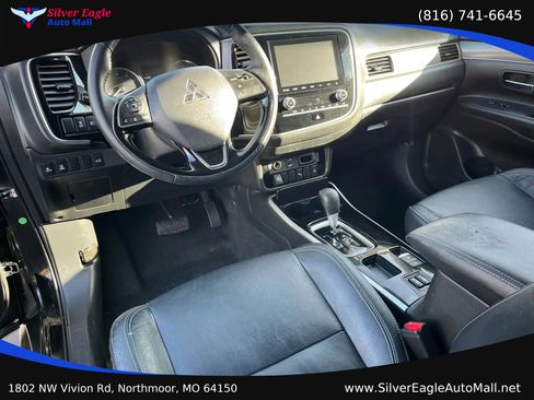 Used 2020 Mitsubishi Outlander SEL FWD image 12