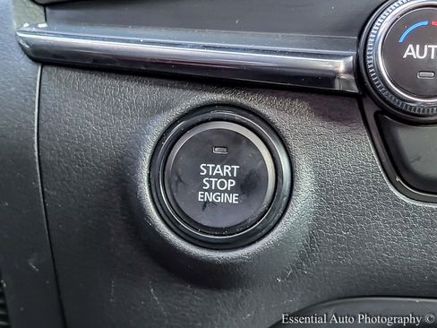 Used 2024 MAZDA MAZDA3 s image 18