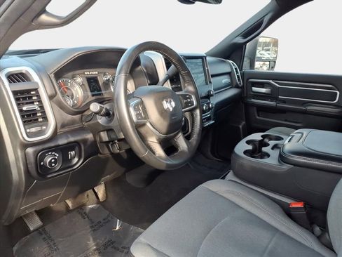 Used 2024 RAM 3500 Big Horn image 11
