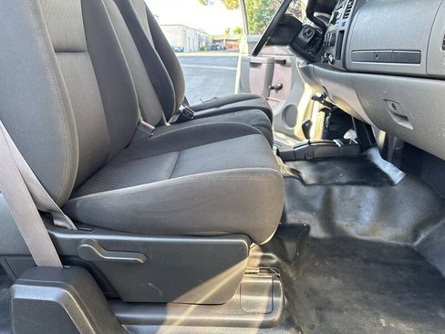 Used 2011 Chevrolet Silverado 3500 W/T AWD/4WD image 33