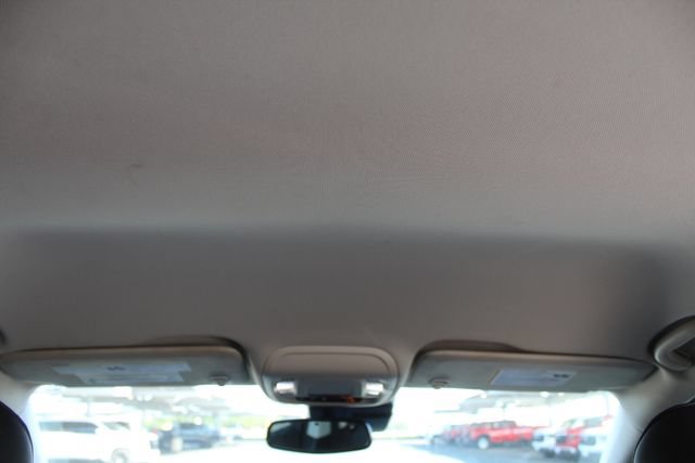 Used 2022 Buick Envision Preferred FWD image 18